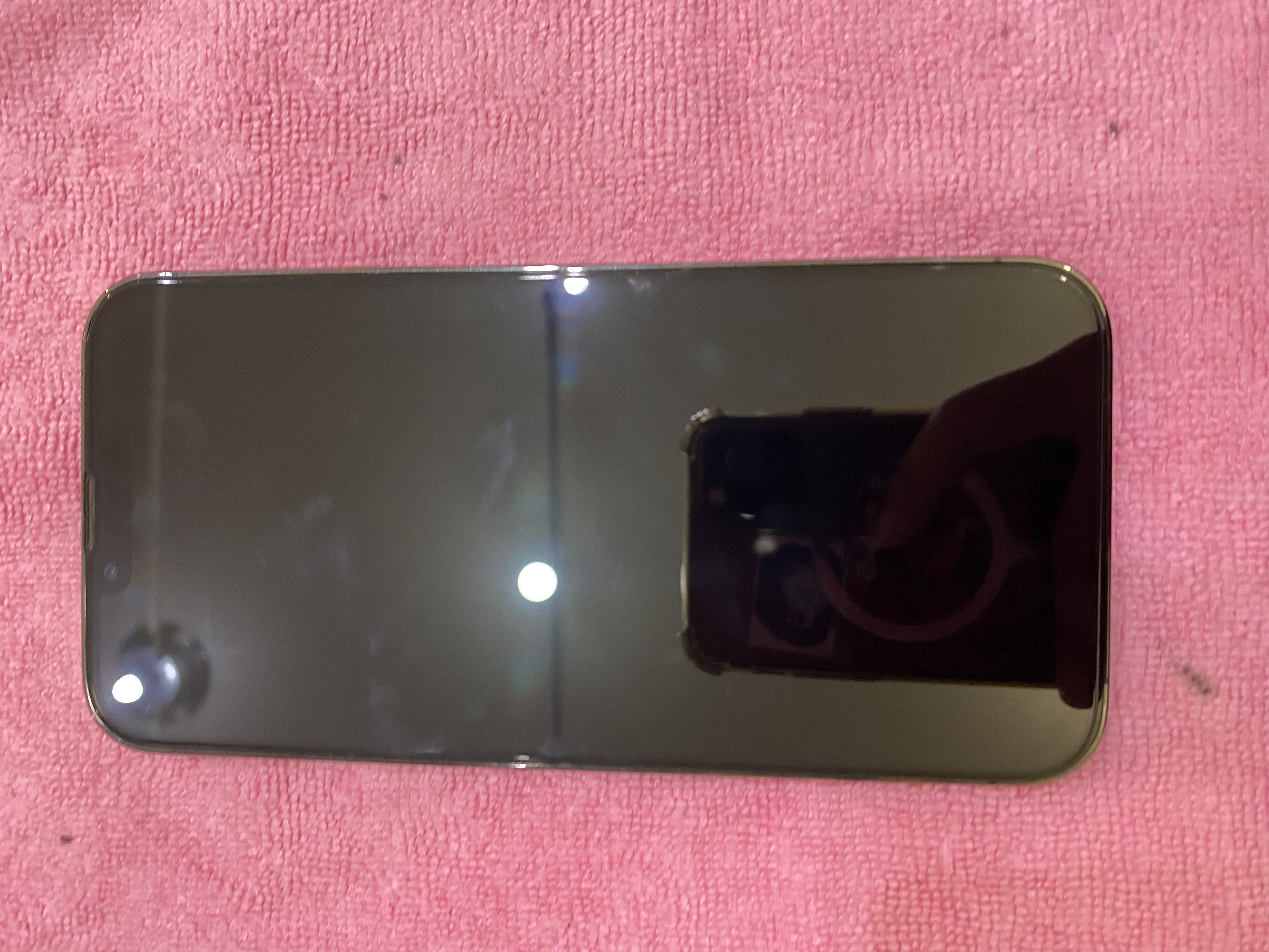 iPhone14画面交換を沖縄市で｜読谷村から30分