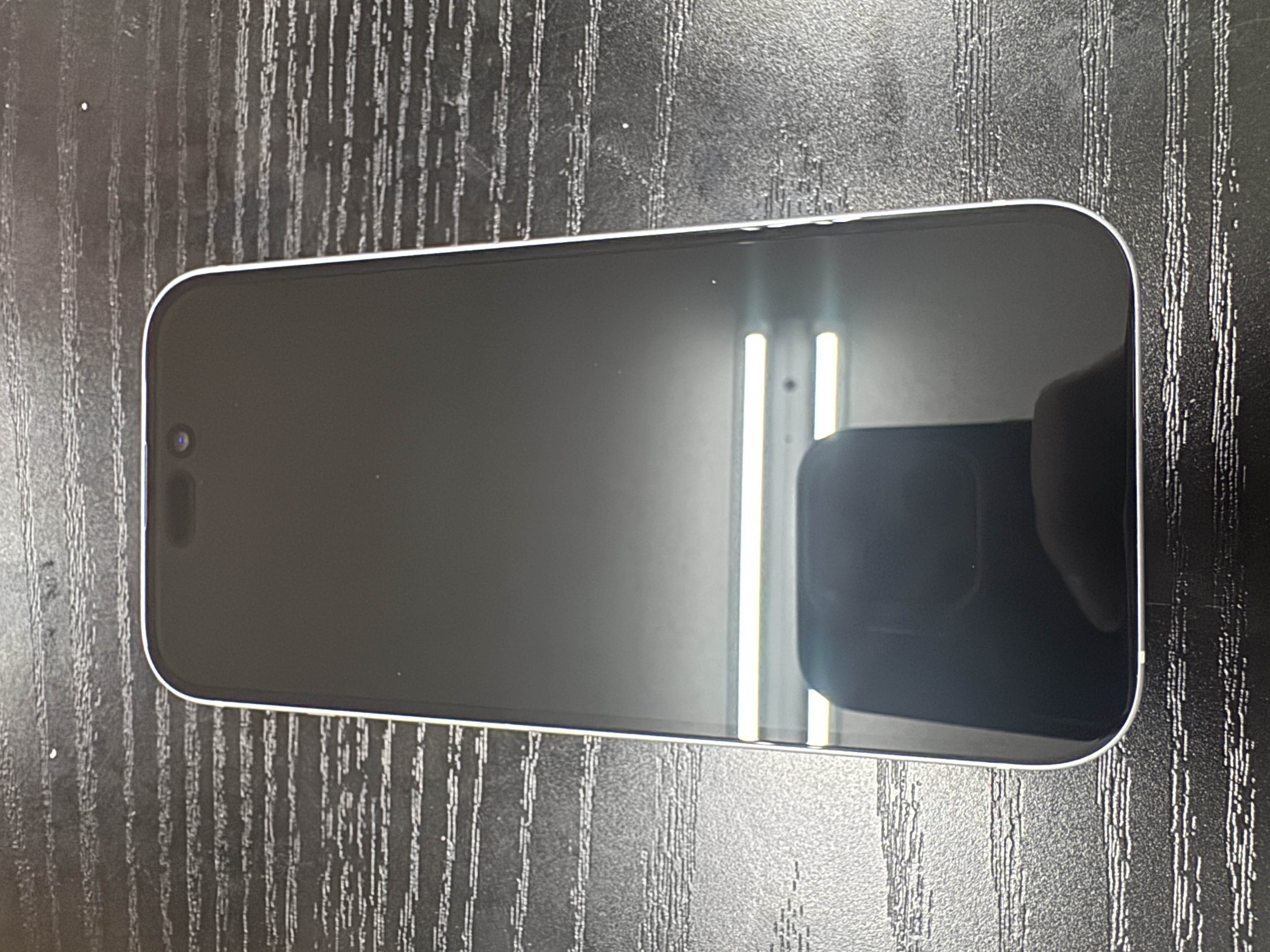 iPhone17画面交換を石垣で｜竹富島から30分