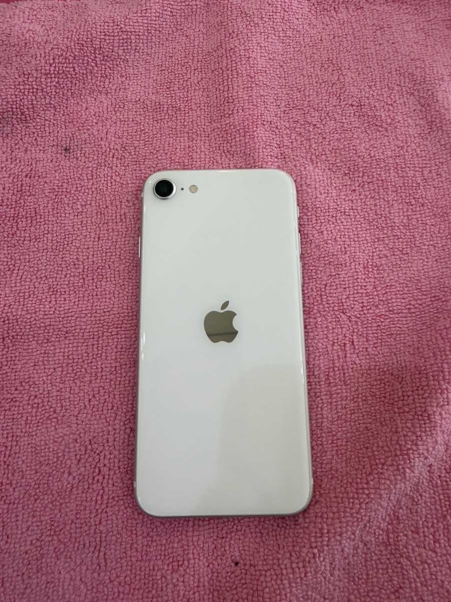 iPhone15画面交換｜沖縄市・東南植物楽園から即日30分