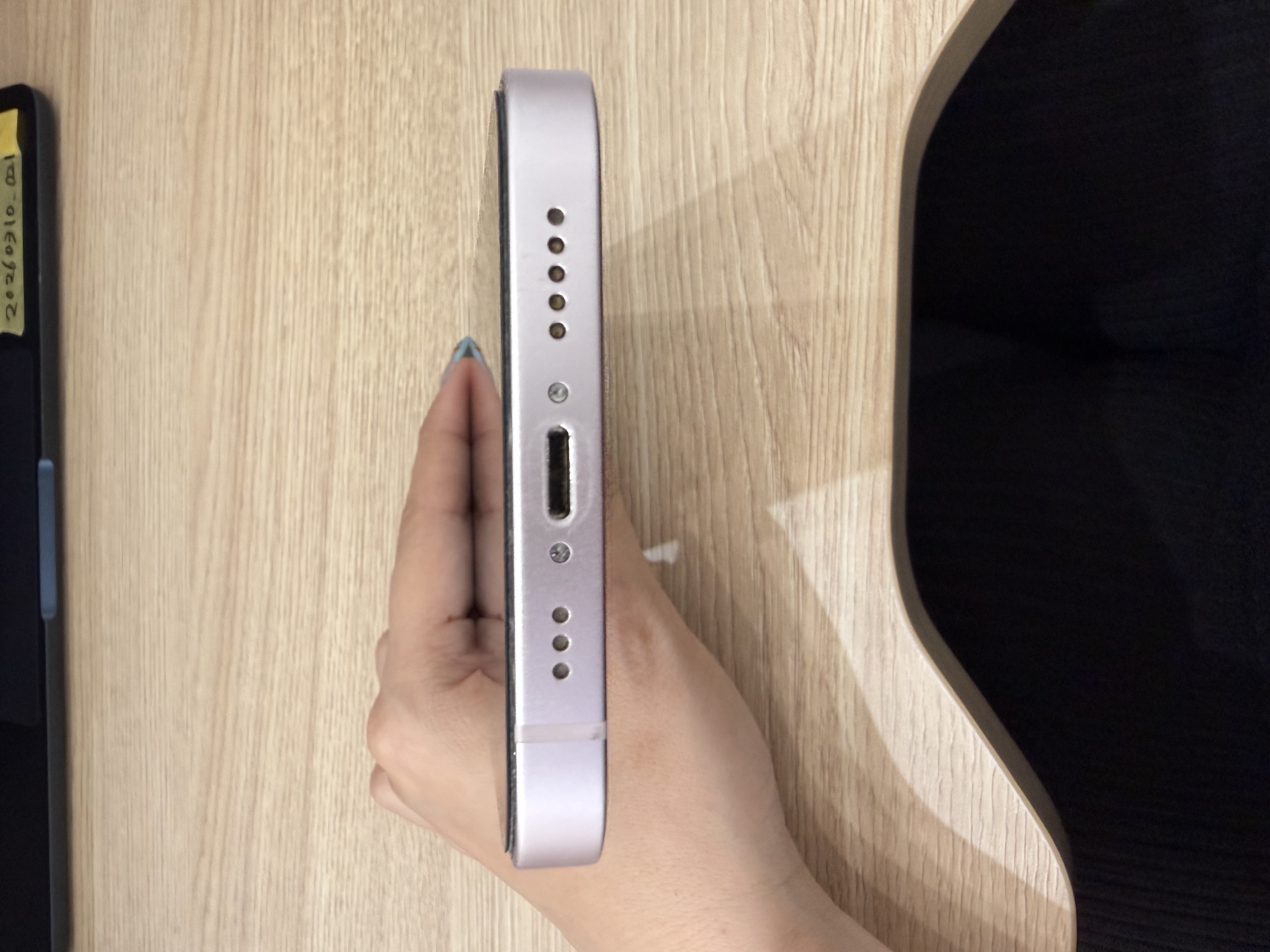 iPhone14充電コネクタ修理｜那覇・赤嶺から即日40分