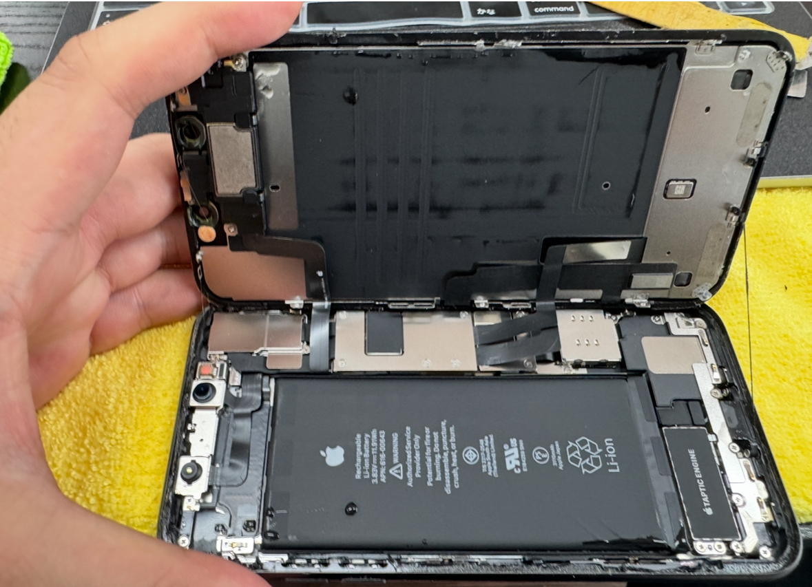 iPhoneXR水没修理|石垣島サンエー石垣シティから即日修理
