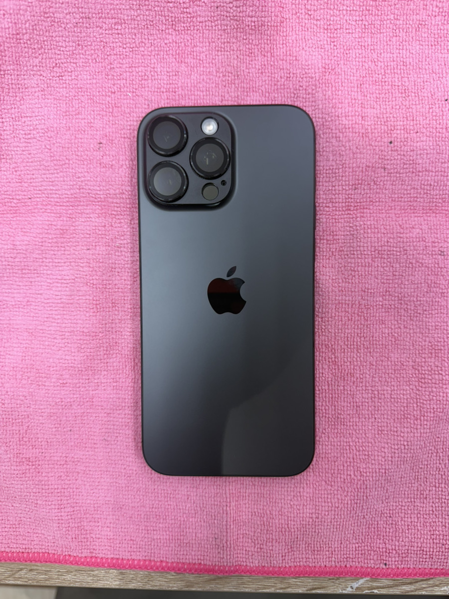 iPhone16ProMax画面交換｜宮古島・シギラリゾートから即日対応
