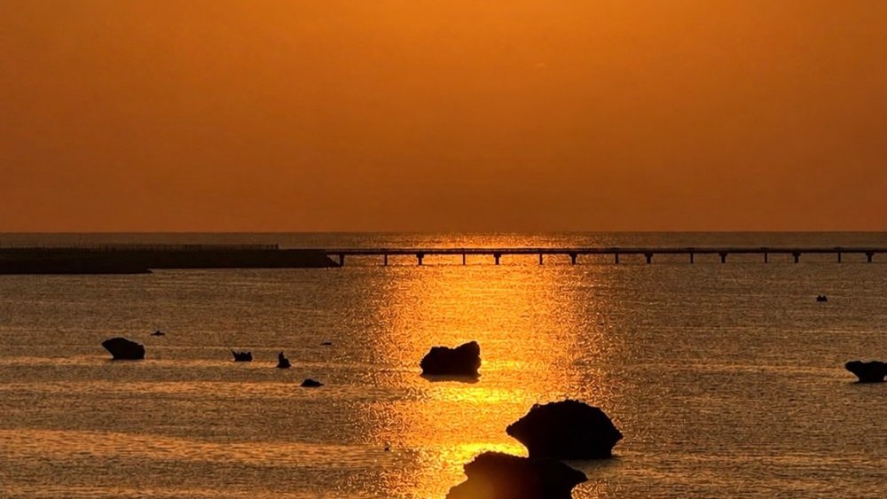 宮古島の日の入り・日の出｜月別の時刻と夕日・朝日の名所6選