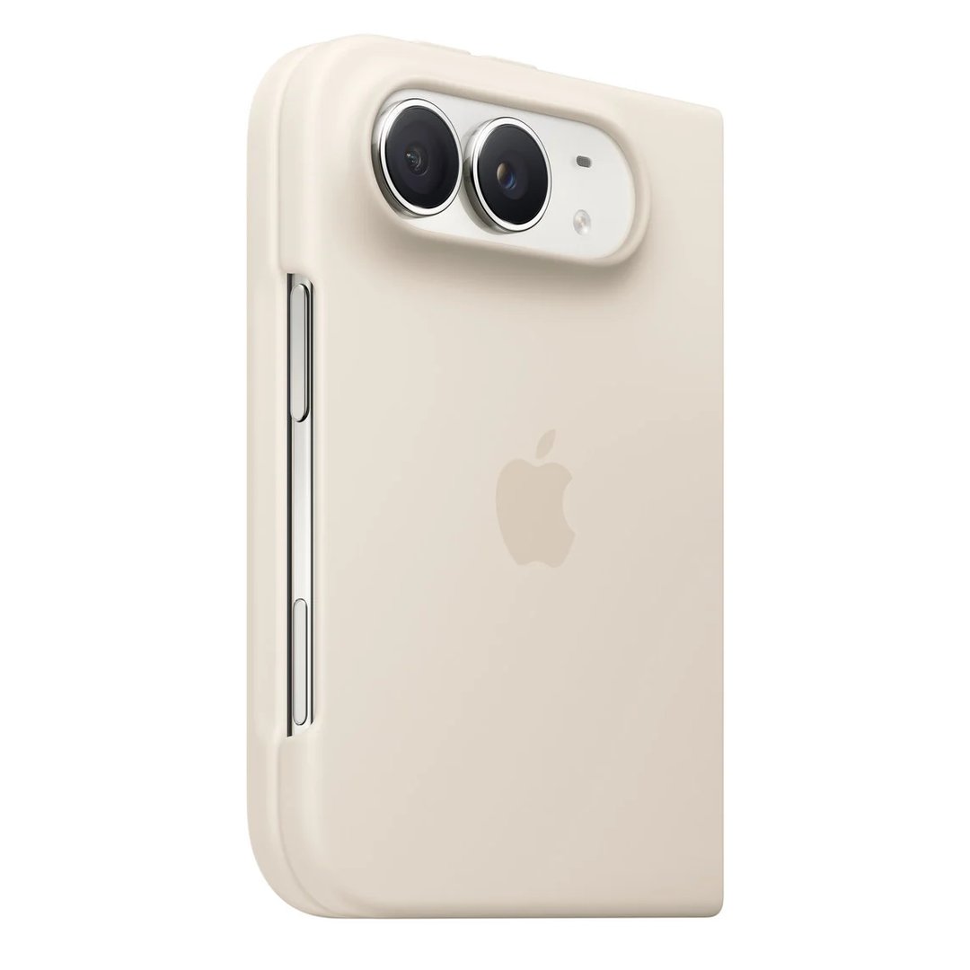 iPhone Duo用の純正フォリオを装着した状態