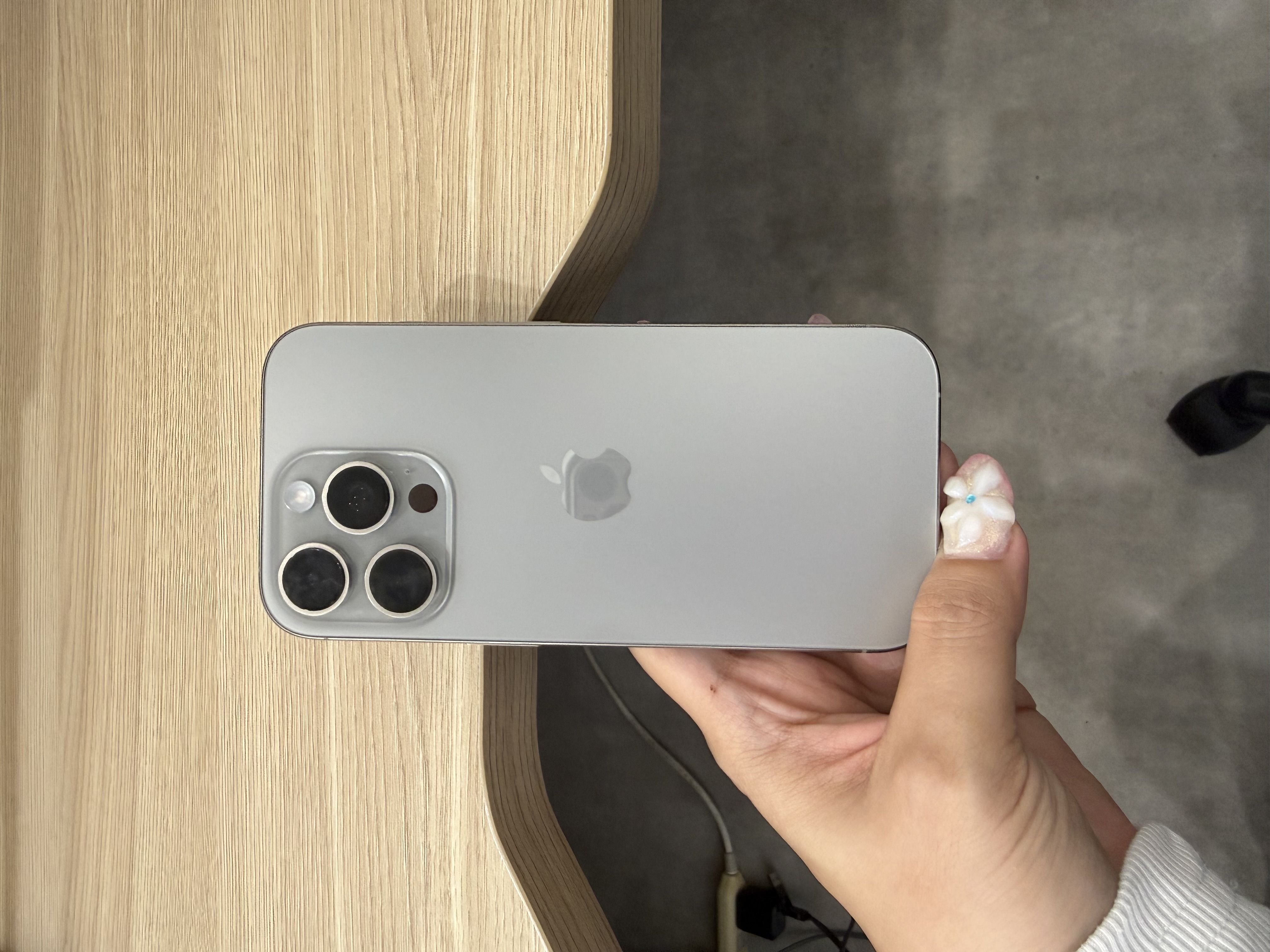 iPhone16ProMax水没修理｜那覇・辻から即日60分