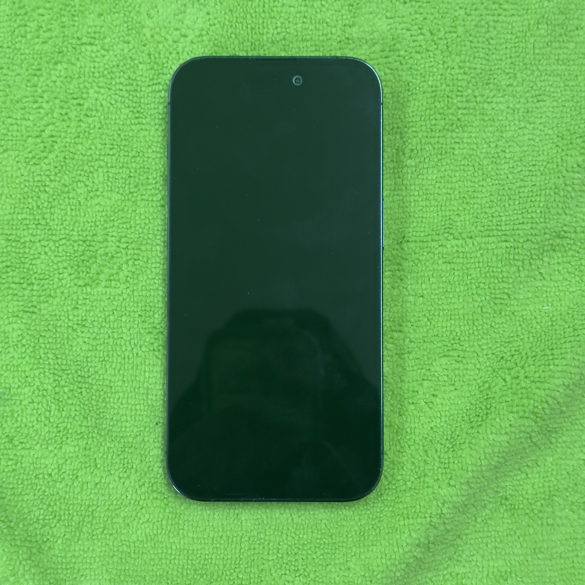 iPhone 14 Pro 画面交換【浦添店】