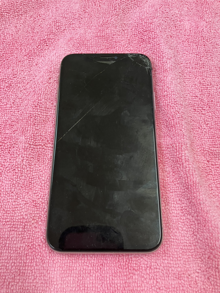 iPhone X 画面修理【浦添店】