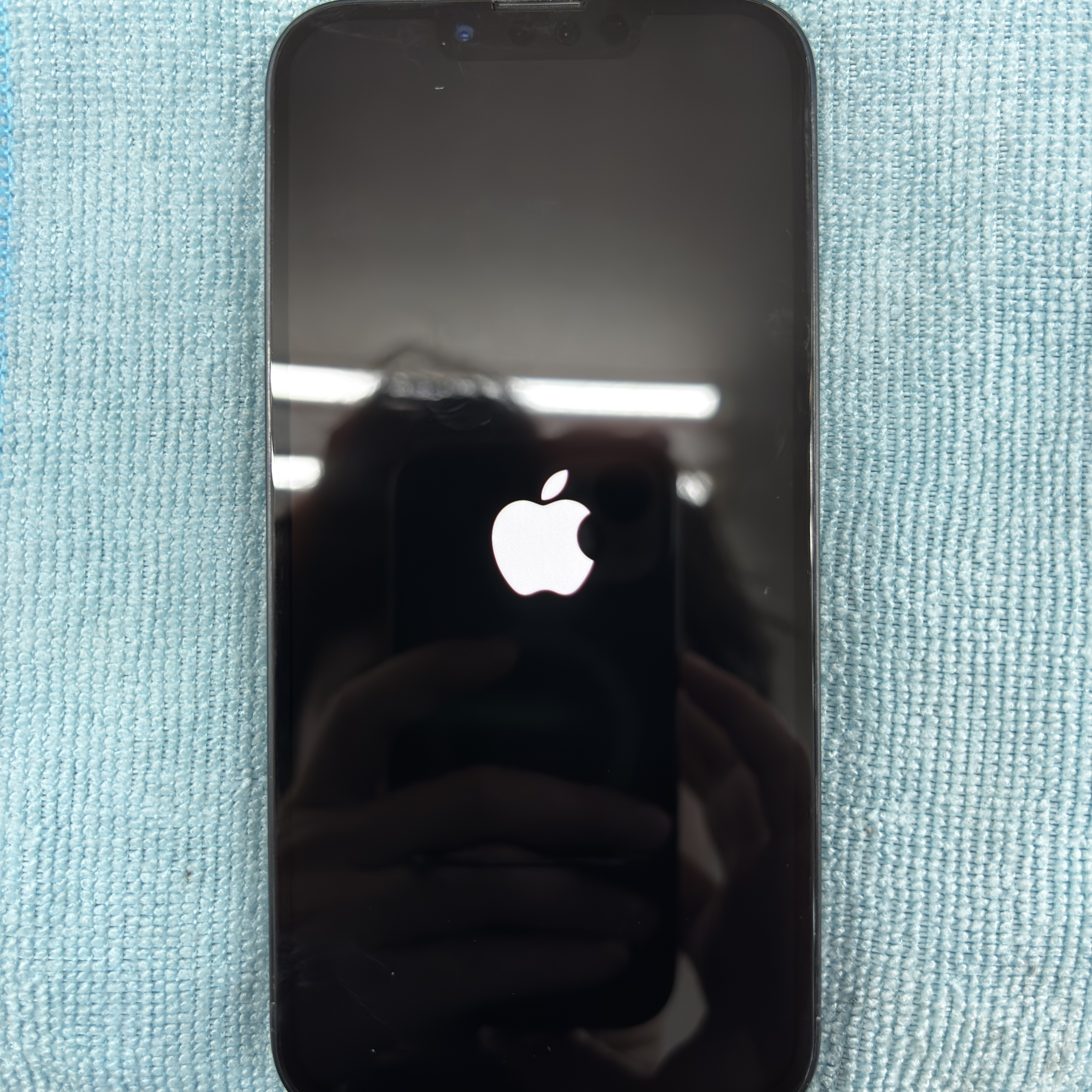 iPhone17Pro画面交換｜石垣島・石垣空港から即日30分