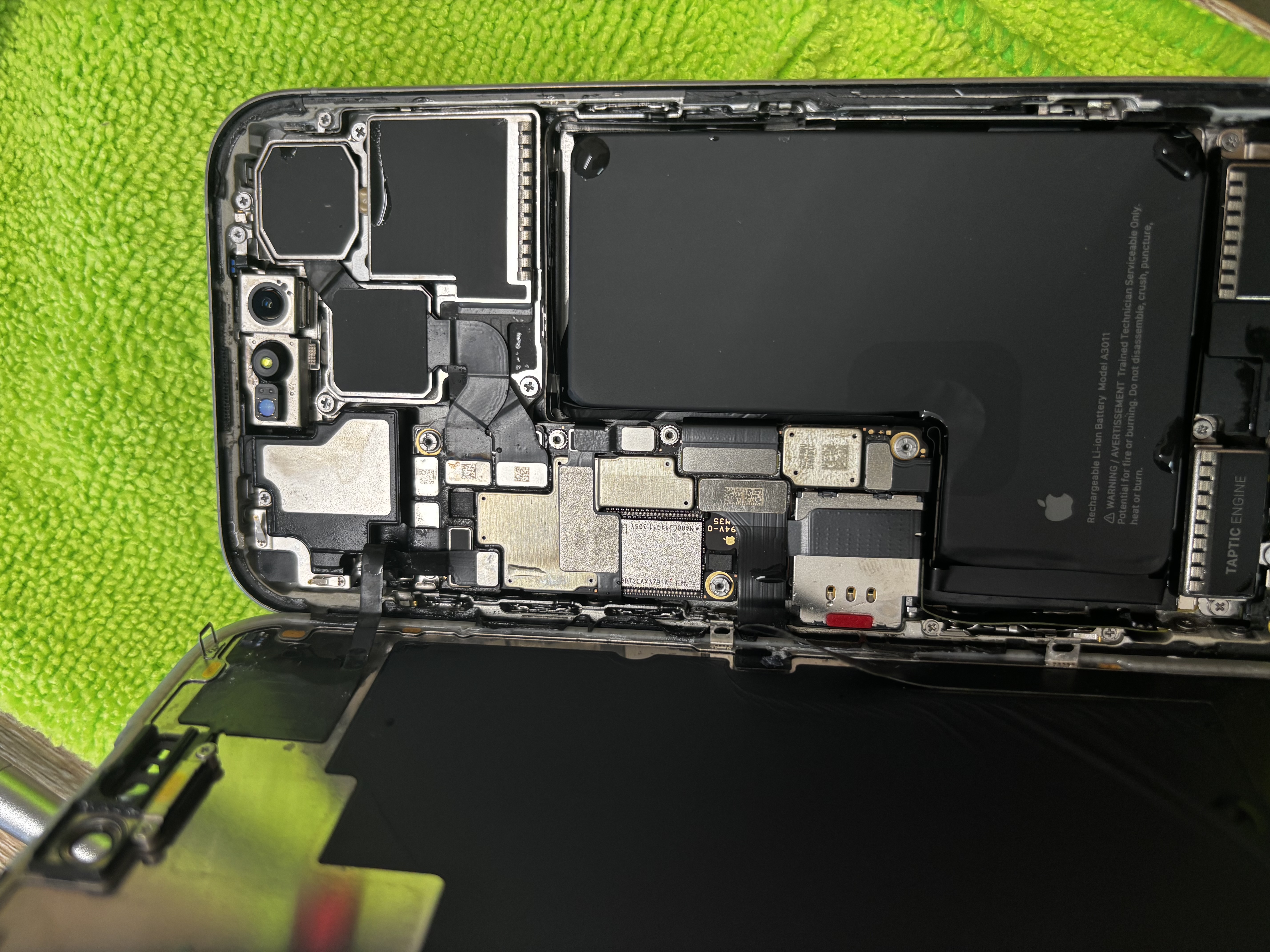 iPhone15Pro 水没修理【浦添店】