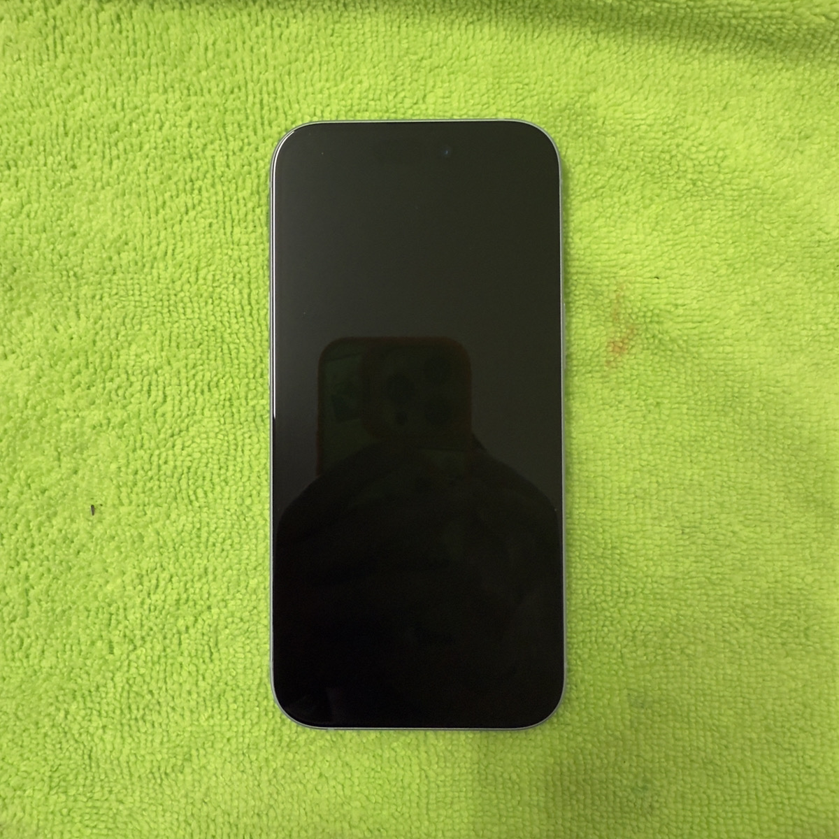 iPhone15 水没修理【浦添店】