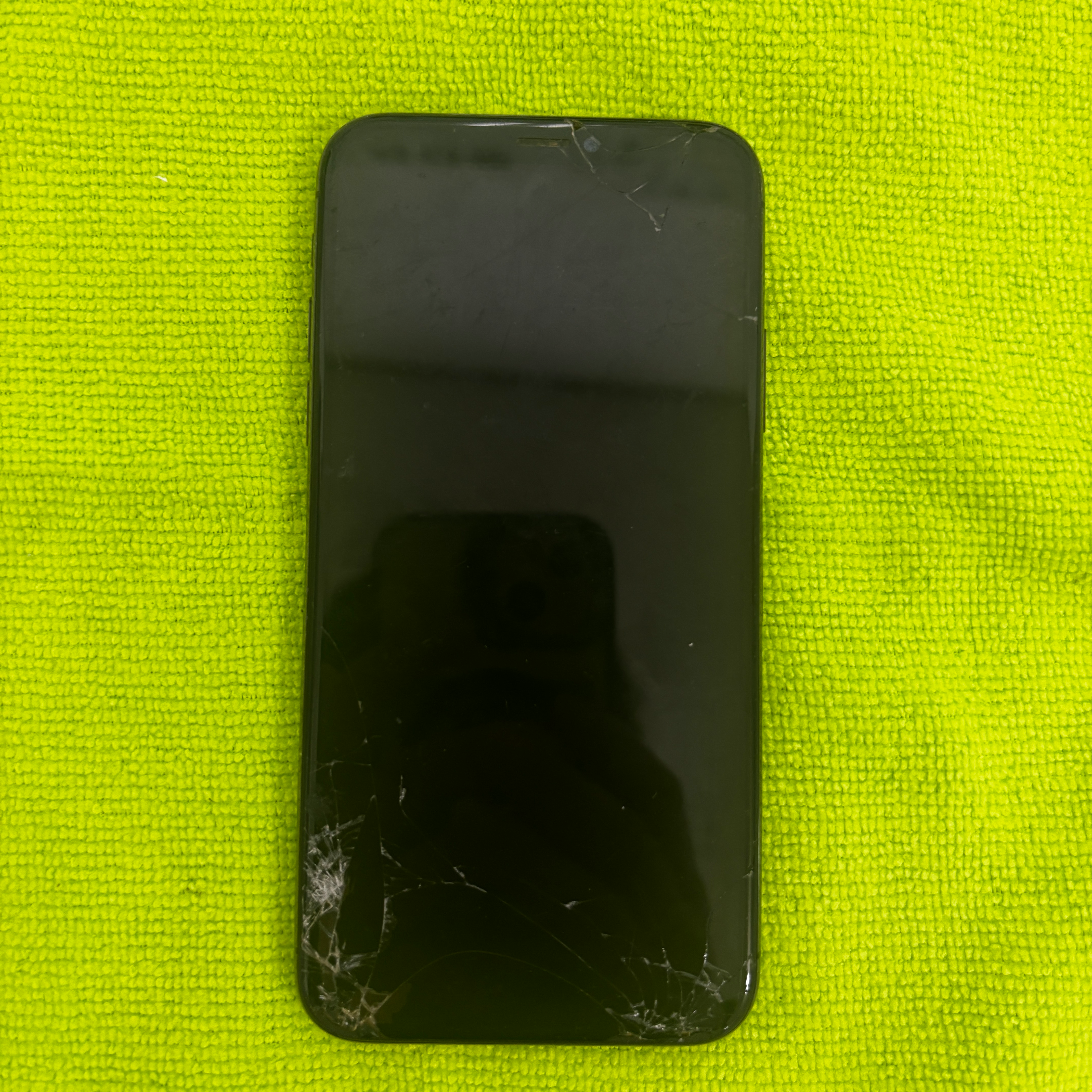 【iPhone X】ガラス割れ＋液晶修理