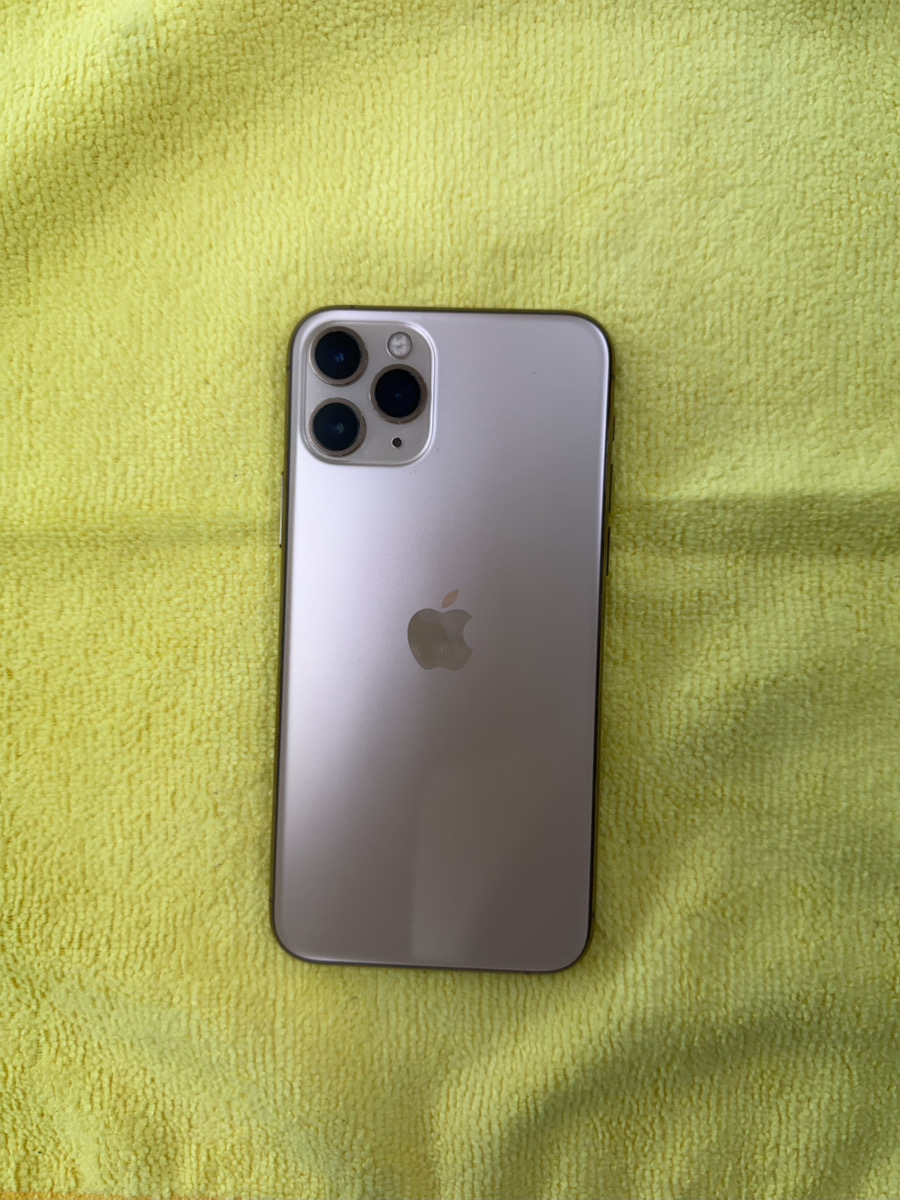 iPhone11ProMax充電コネクタ修理を宮古島で｜城辺から40分