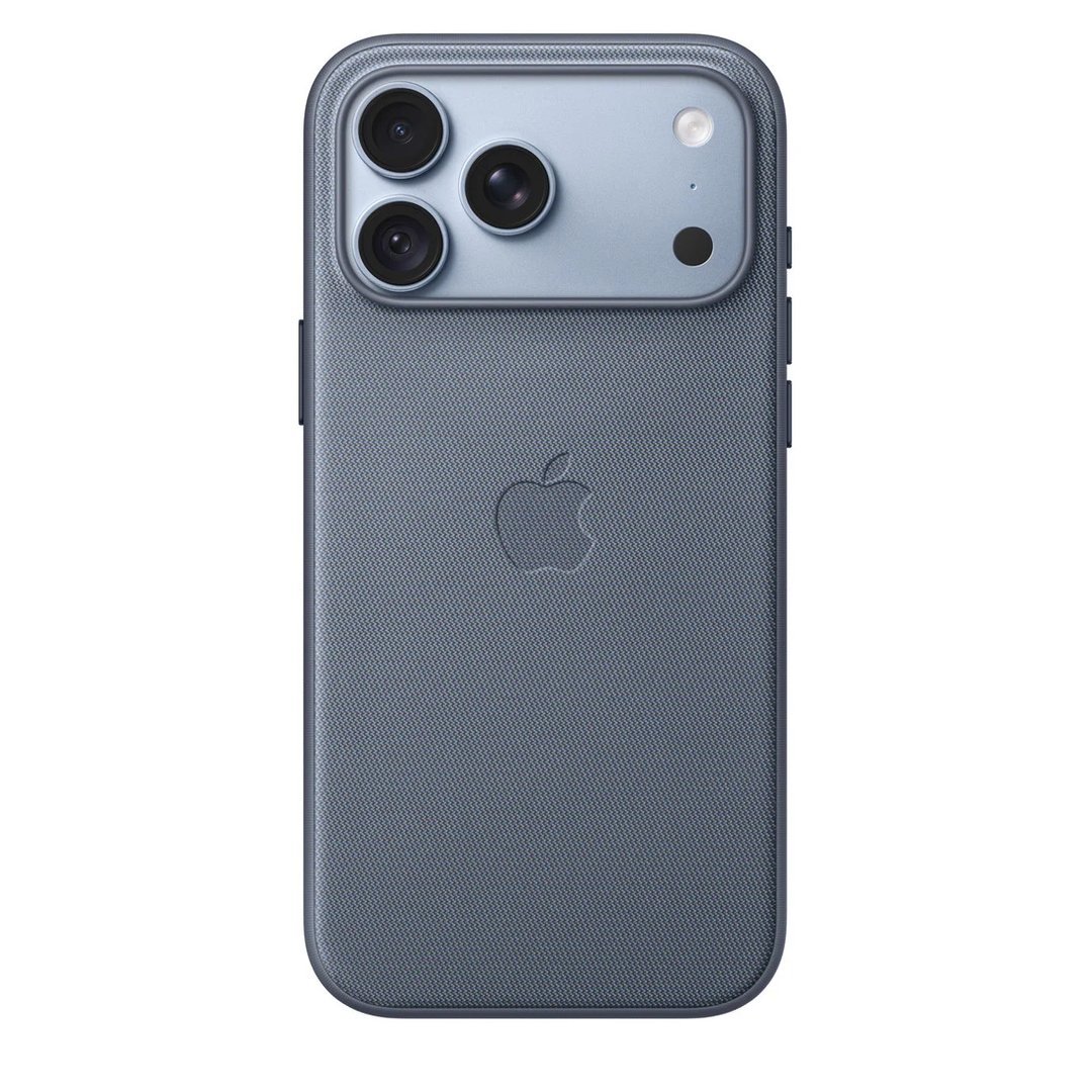 グレイシャーのiPhone 18 Proに純正ケースを装着した背面