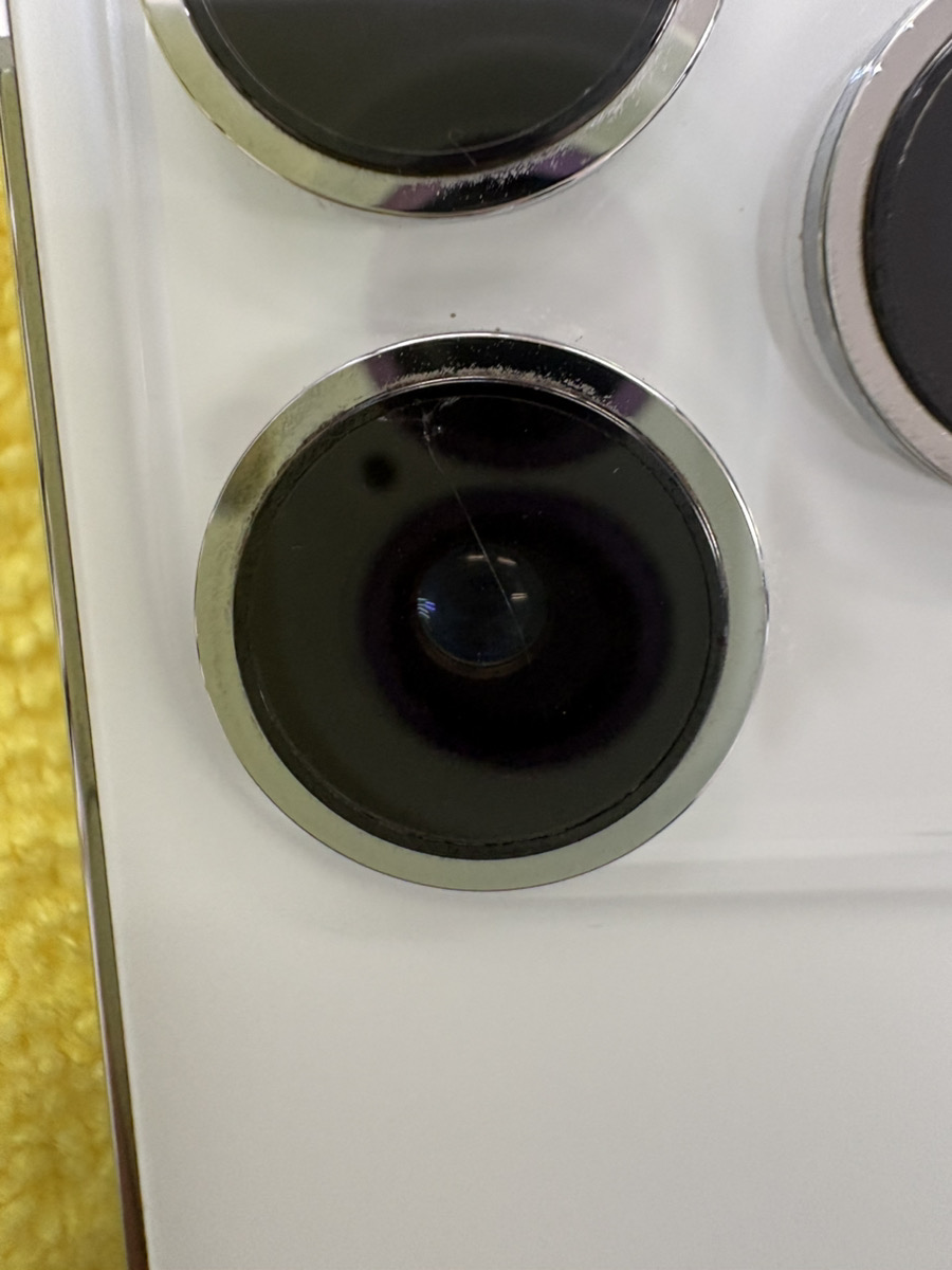 【iPhone14ProMax】カメラレンズ修理