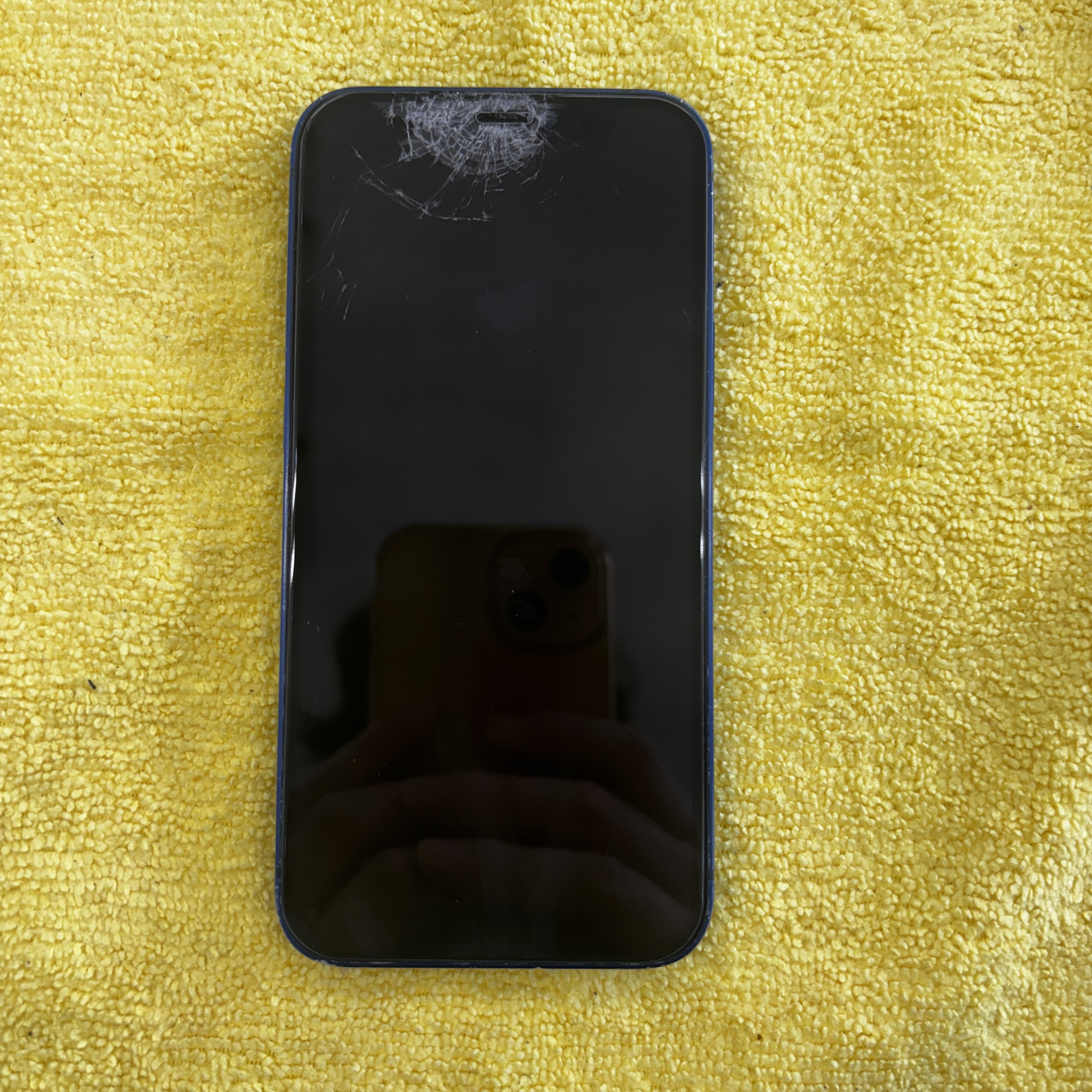 iPhone12mini 画面修理【那覇店】