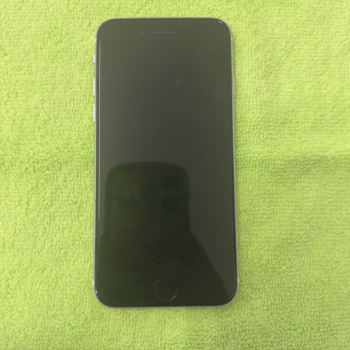 iPhoneSE2 画面修理【浦添店】